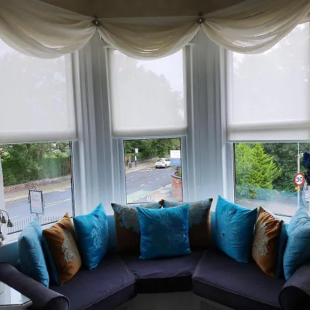 Tower Bed & Breakfast 4*