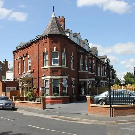 Tower Bed & Breakfast 4*