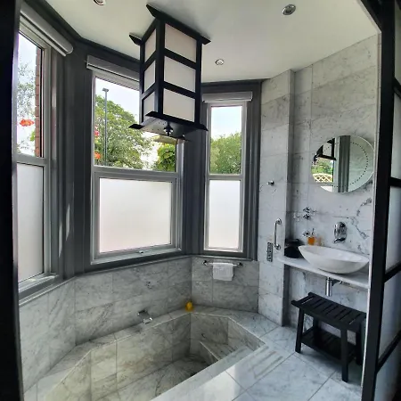 Tower Bed & Breakfast