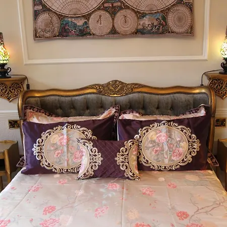 Bed & Breakfast Tower 4*