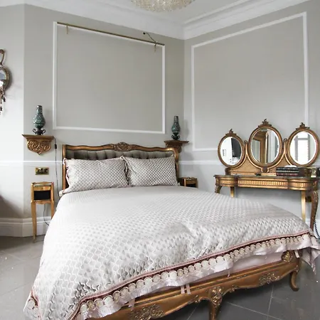 Alojamento de Acomodação e Pequeno-almoço Tower