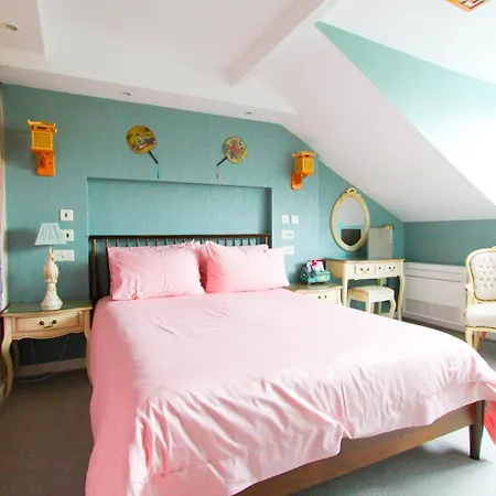 Bed & Breakfast Tower 4*