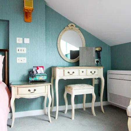 Tower Bed & Breakfast