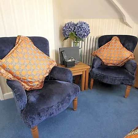 Bed & Breakfast Tower 4*