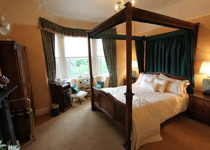 Tower 4* York