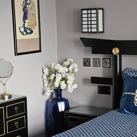 Bed and breakfast Tower 4*