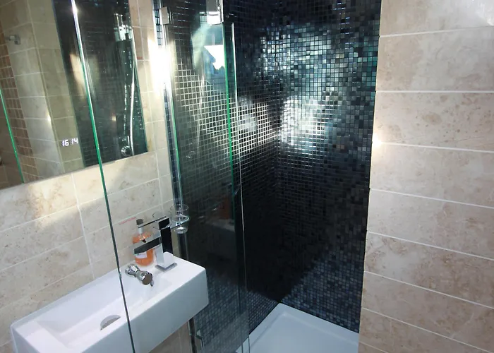 Nocleg ze śniadaniem Tower 4*